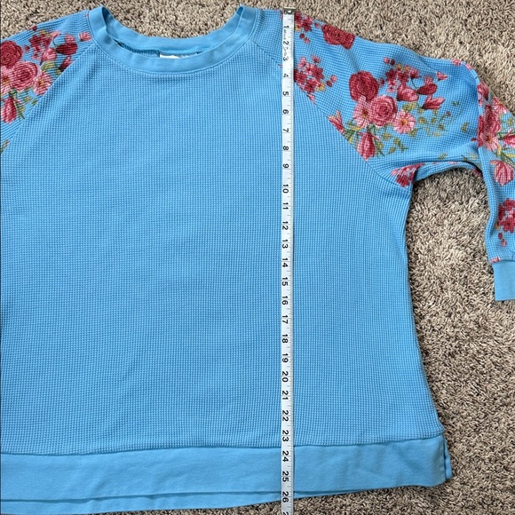 Belle by Kim Gravel Light Blue Waffle Top with Floral Sleeves - Picture 5 of 9